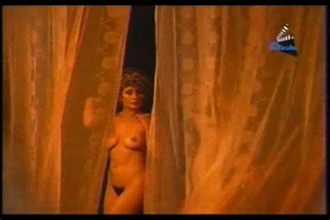 Rosita Bouchot Nuda ~30 Anni In Los Psiquiatras Ardientes