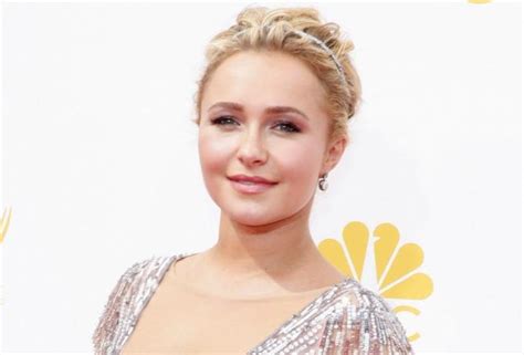 hollywood actress hayden panettiere in rehab for depression