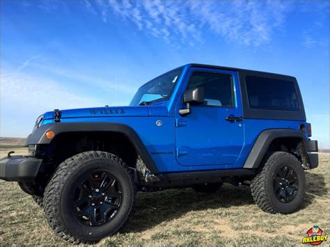 blue  jeep wrangler willys    teraflex leveling kit