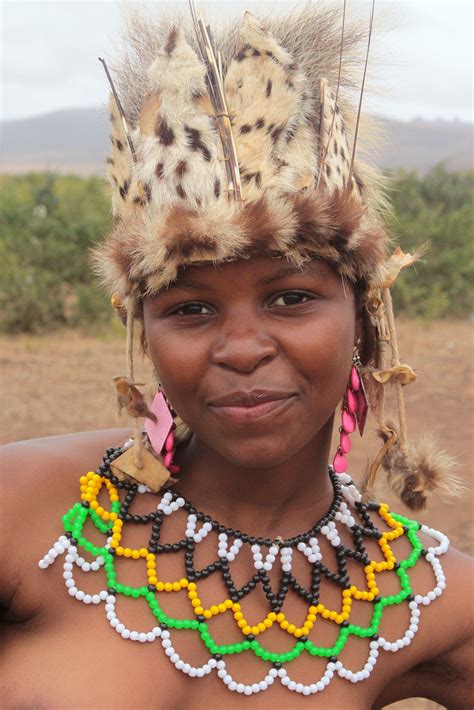 south africa zulu reed dance ceremony suid afrika pinterest afrique femme beauté