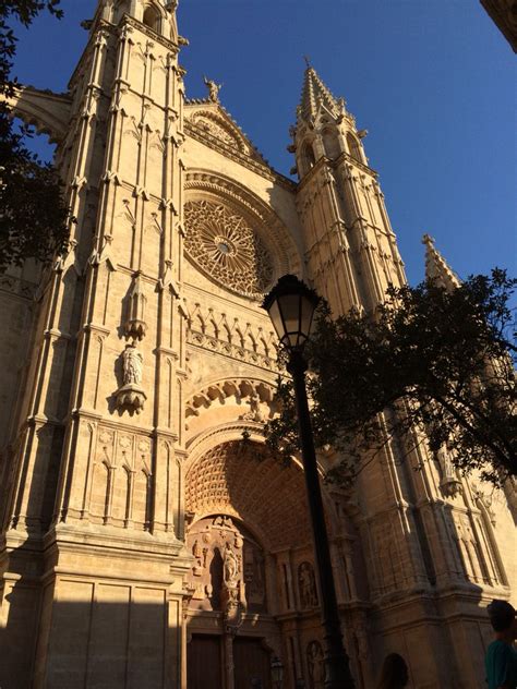 catedral de mallorca burj khalifa heaven  earth barcelona cathedral building landmarks