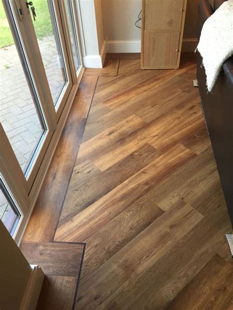 karndean flooring van gogh classic oak flooring laid  boarder    degree angle