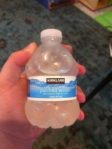 tiny water bottles     biggest wastes  plastic   rpics