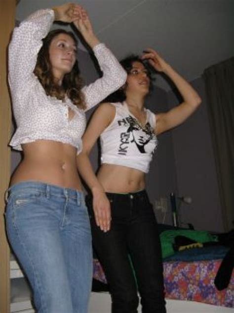 sizzling indian girls having a party and dating in night