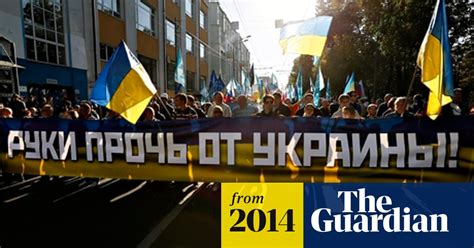 thousands protest in moscow over russia s involvement in ukraine