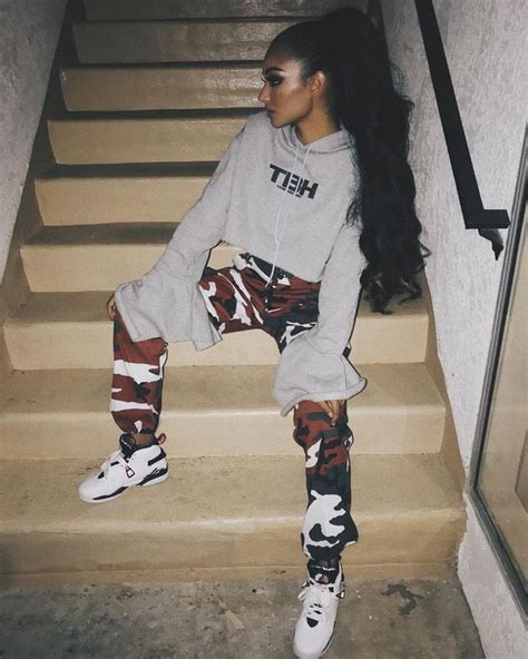 Pin By Vanysia On Streetwear Swag Rave Outfits Jessica Jarrell Sick