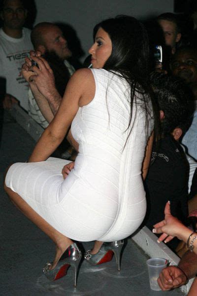 kim kardashian s butt 55 pics
