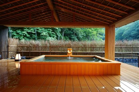 aprenda a criar seu próprio banho onsen japonês em casa para uma