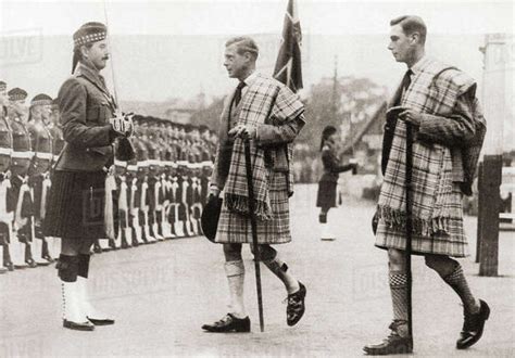 King Edward Viii Middle Of Picture And His Brother The