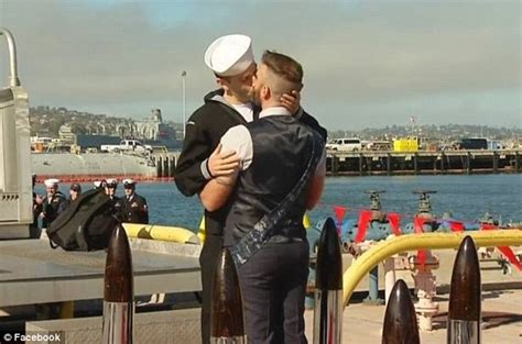 couple shares first ever male same sex ceremonial kiss to mark homecoming of uss san francisco
