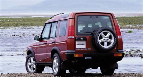 land rover discovery     reviews technical data prices