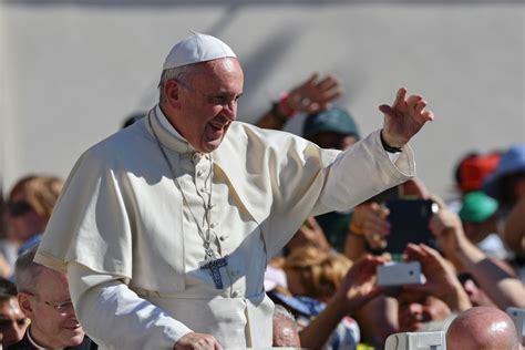 Pope Francis Wishes Athletes Good Luck For Rio 2016