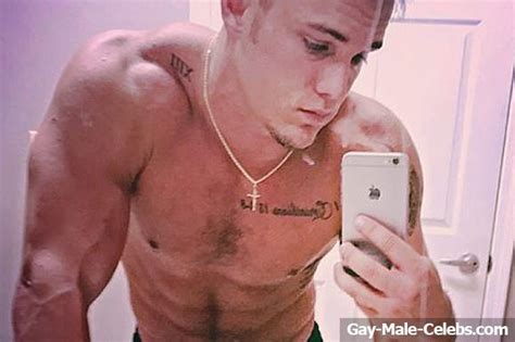 mtv star hunter barfield leaked nude selfie video gay male