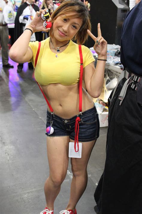 the sexiest cosplayers at the new york anime festival