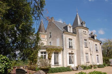 castles  chateau  sale  france  french housecom