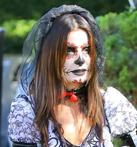 Sandra Bullock In Maschera Per Halloween