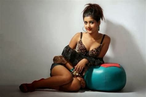 Sagun Shahi Hot And Sexy New Nepali Model And Actress 2013 2014 Movi