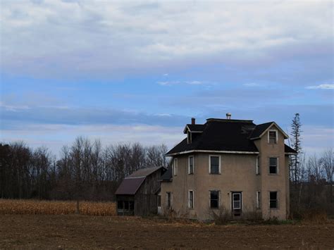 vacated house  bristol quebec  vacated  house  bri flickr