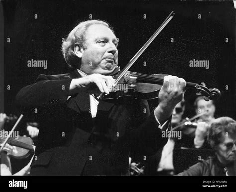 Dec 11 1973 Violinist Isaac Stern Performs Concert Credit Image