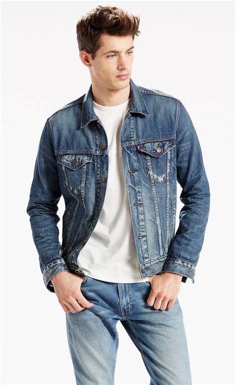 Levi’s Men’s Denim Trucker Jacket The Fashionisto