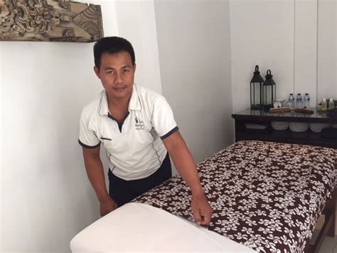 benefits  balinese massage  colony hotel bali