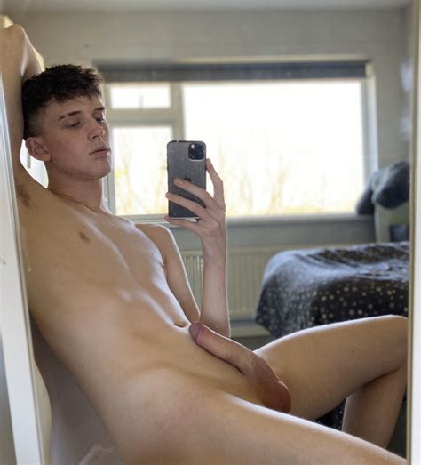 nude snapchat tiktok guys selfies kik naked men pics cocks 500 pics