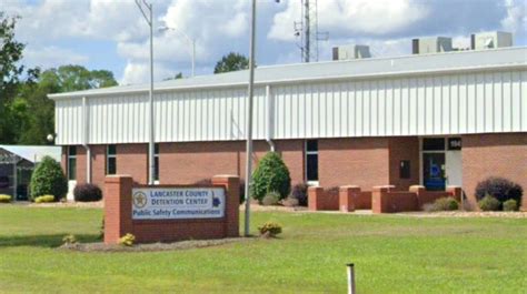 swat called  inmate attacked fire set  south carolina jail officer