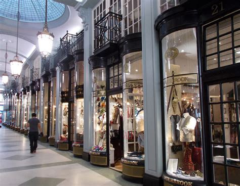 boutique shops  piccadilly arcade  londons st jamess