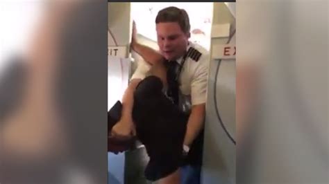 Video Pilot Tackles Drunk Passenger ‘don’t Put Your Hands On My