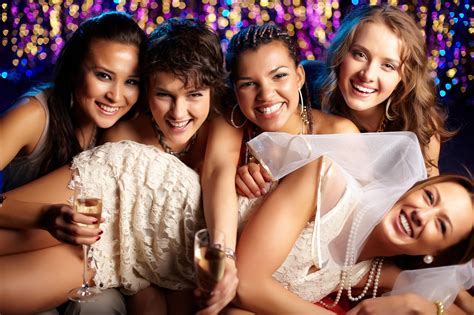 5 ideas for bachelorette party activities before the