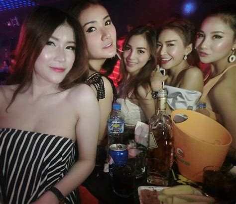 phoenix nightclub vientiane laos jakarta100bars nightlife