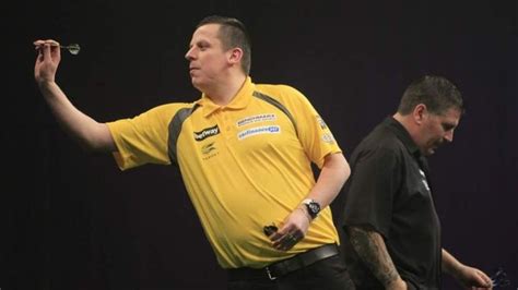 michael smith loses  international darts open  peter wright dave chisnall  jelle