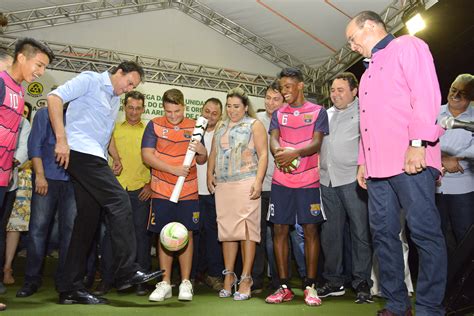 governador inaugura sede do detran e assina ordem de