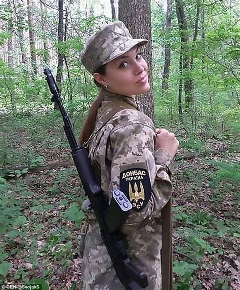 ukraine female soldiers become stars after posting images from the