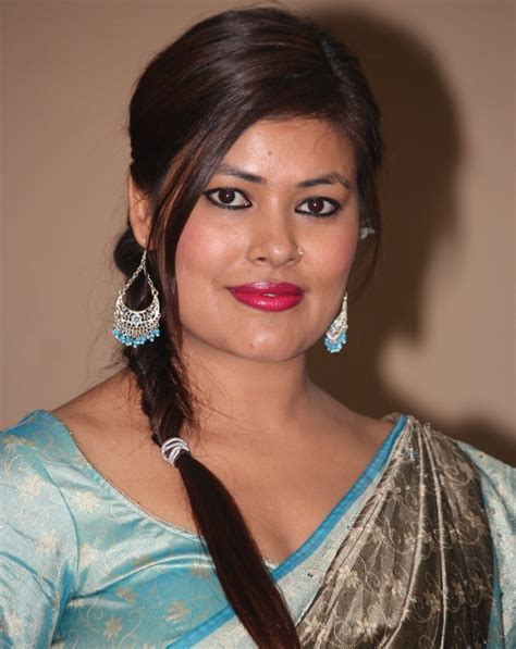 sunita dulal popular nepalese folk singer very hot and beautiful pictures free wallpapers