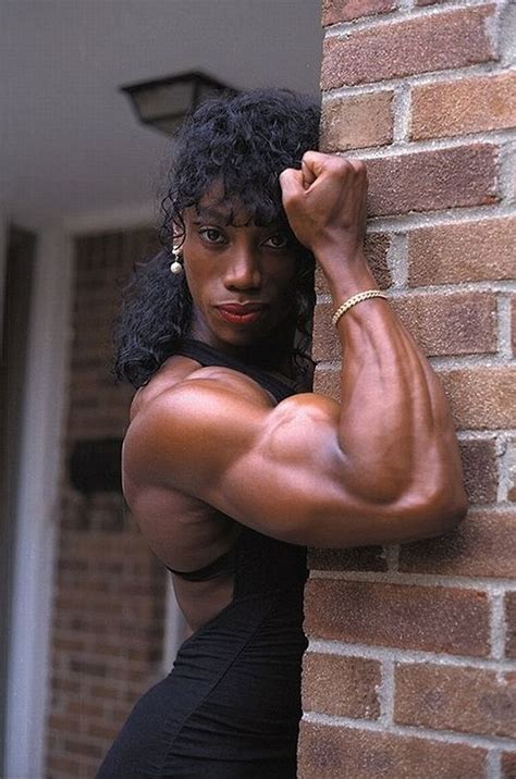 pin by gil zem on biceps muscle women body building