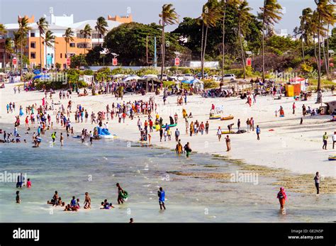 coco beach scene  sunday oyster bay dar es salaam tanzania stock photo alamy