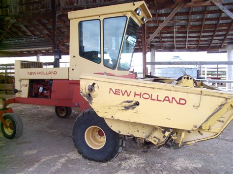 holland  diesel swather  head wconditioner deluxe cab