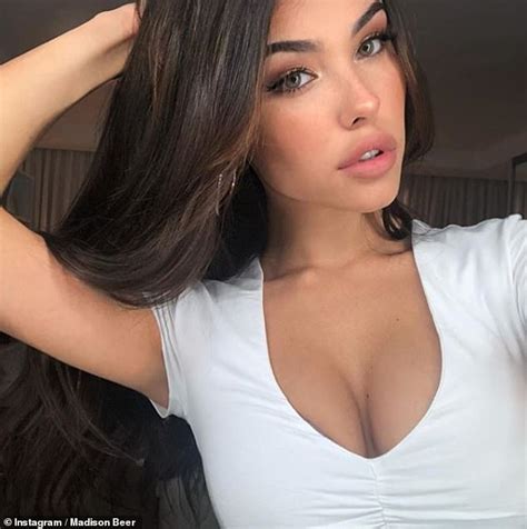 madison beer admits social media drove her to depression