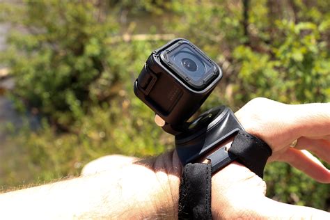 gopro reinvents  action camera   hero session techcrunch
