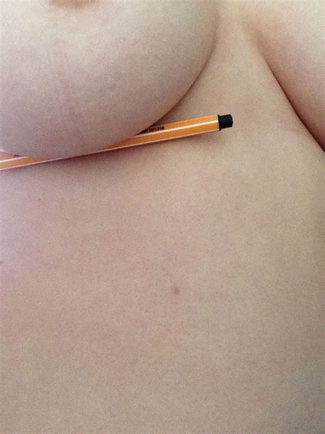 My Underboob Pen Challenge Foto Pornô Eporner
