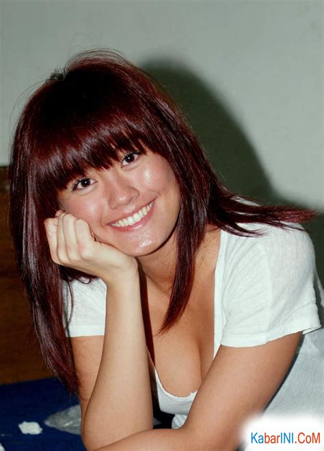 foto sexy agnes monica ala ke barat baratan biang gosip