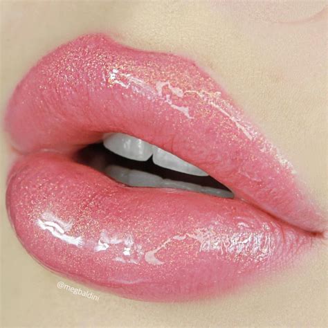 fun fact lip gloss  invented  max factor      lips