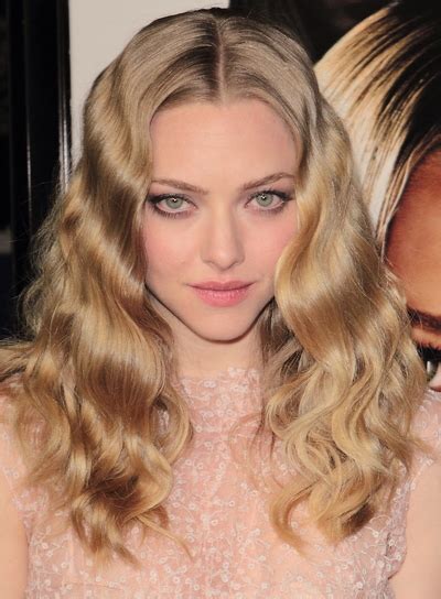 onfolip amanda seyfried profile bio and pictures 2012