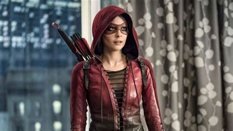 Willa Holland Returns For Arrow Season 8