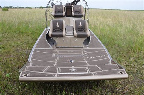 airboats castaway customs