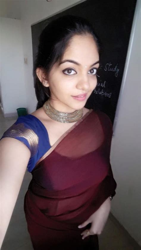 ahaana krishna hot and sexy selfie veethi