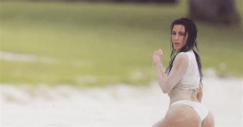 Kim Kardashian Dropped A Butt Shaped Pool Float And The
