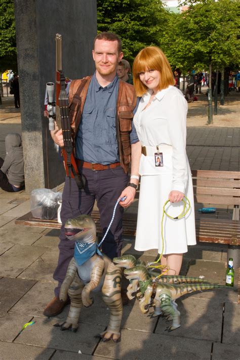 Jurassic World Couples Halloween Costume Claire Dearing And Owen Grady