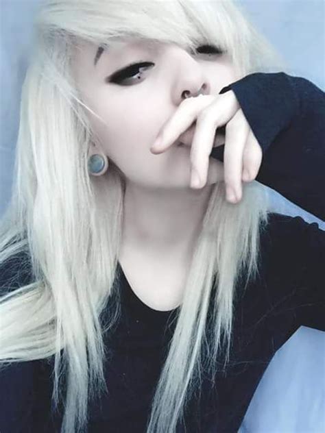 I Wanna Make My Hair This Light Maybe Even Go Silver But